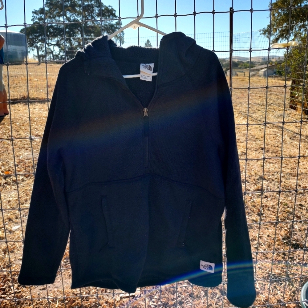 Women's Dark Grey North Face Pullover